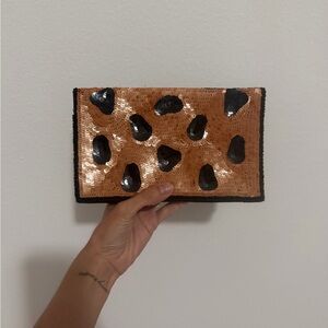 Sequined Leopard Print Clutch - Bronze and Black